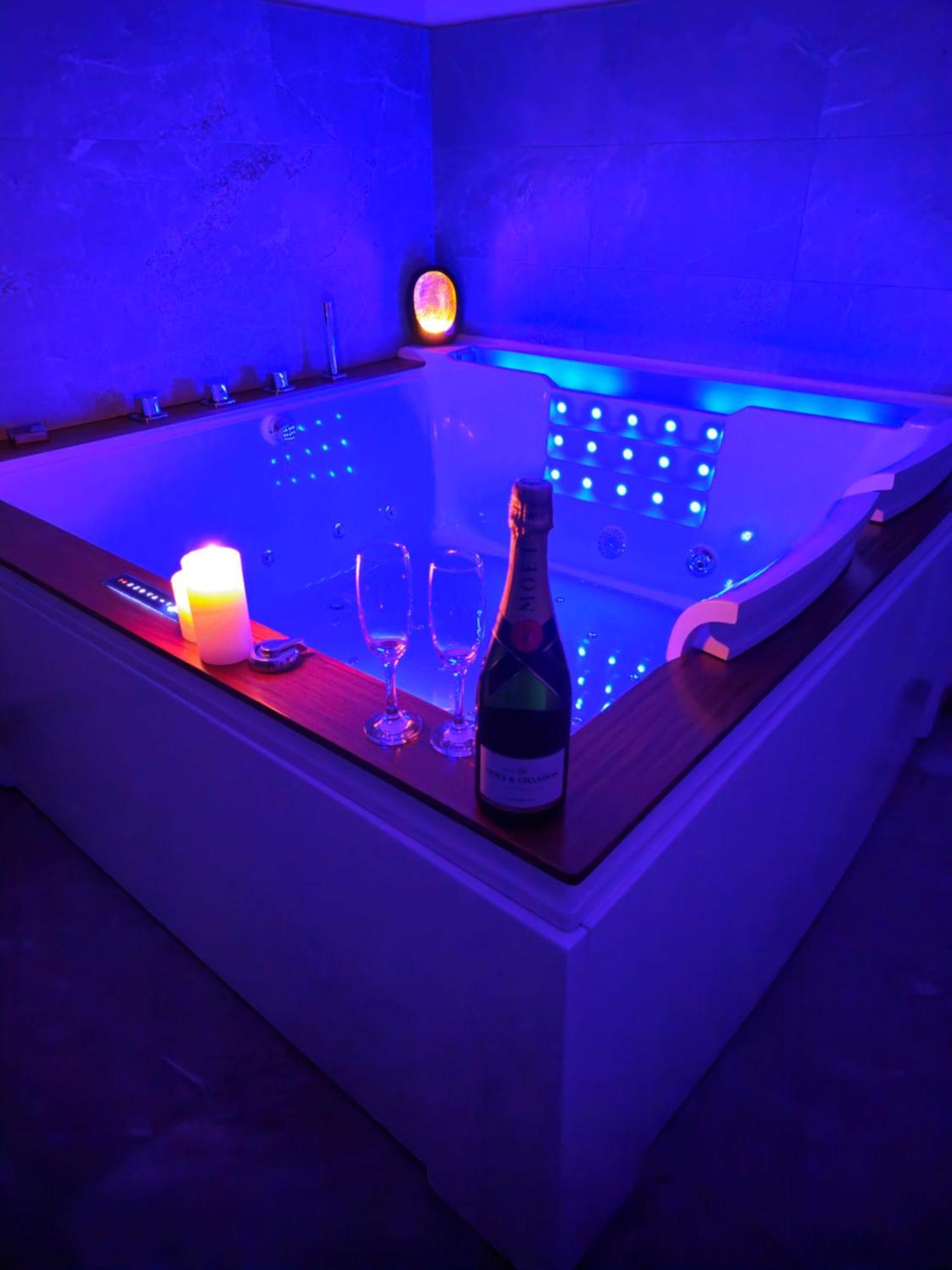 Loft De Luxe Le Chic, Grand Jacuzzi, Vue Port De Plaisance Saint-Valery-en-Caux Exterior foto